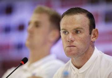 fifa world cup wayne rooney apologizes to fans after england s disastrous exit