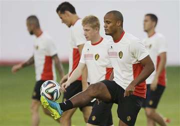 fifa world cup vincent kompany fit to start for belgium against usa
