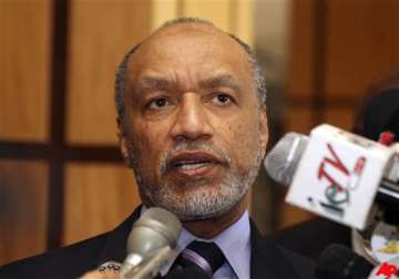 fifa probes bin hammam warner for bribery