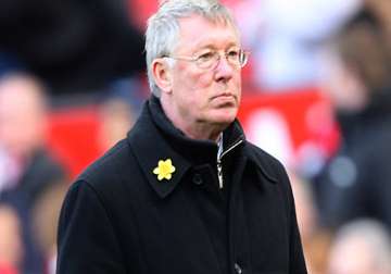 ferguson hoping city stumble on epl title day