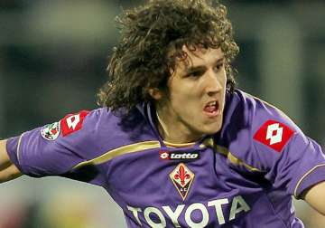 fiorentina winger jovetic agrees a new 5 year deal