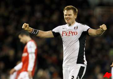 fulham beats 10 man arsenal 2 1 with late goals