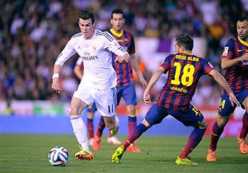 gareth bale leads madrid 2 1 past barcelona for copa del rey