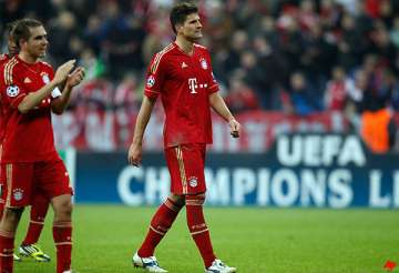 gomez says bayern will play to win in madrid