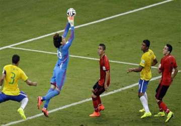 how mexican goalkeeper ochoa thwarted brazilians
