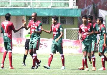 i league bagan rally to hold bengaluru fc