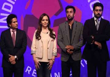 isl tendulkar ranbir hrithik star attraction at opening ceremony