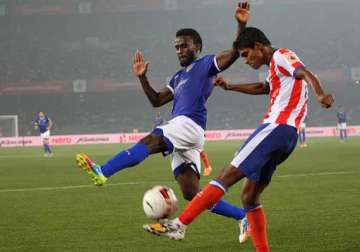 isl match in kolkata disrupted due to power snag