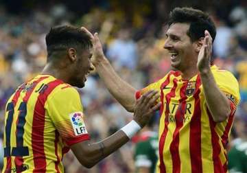 neymar nets 2 from messi s passes as barca wins