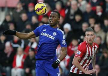 chelsea held 1 1 at southampton in premier league