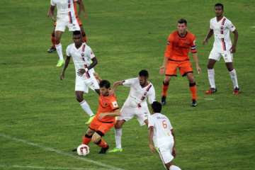 stars galore as battle of isl table toppers awaits