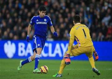 chelsea thrashes swansea 5 0 in premier league