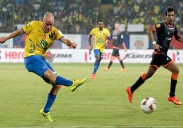 isl dynamos play out yet another draw against kerala blasters