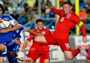 england qualifies for euro 2016 rooney ties scoring record