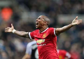 man united leaves it late to beat newcastle 1 0 in epl