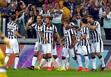 juventus beats udinese 2 0 on allegri s home debut