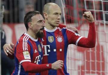 robben scores late for bayern to beat mainz 2 1