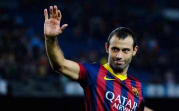 disappointed mascherano wants to stay with argentina