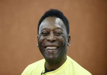 pele backs blatter for 5th term running fifa