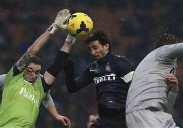 inter milan held to 1 1 draw by chievo in serie a