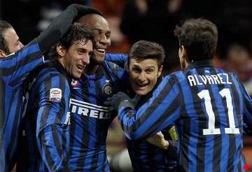 inter milan beats parma 5 0 in serie a