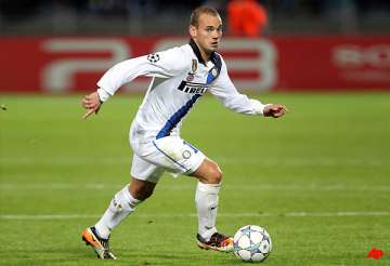 inter milan worried about injured sneijder