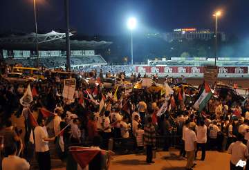 israel s maccabi booed in istanbul before kickoff