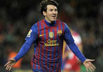 lionel messi extends new barcelona all time scoring record