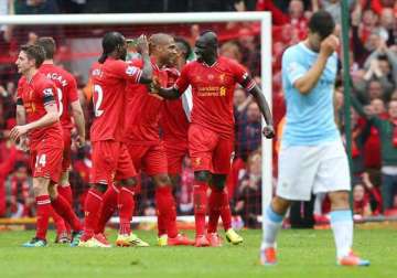 liverpool closes in on premier league title