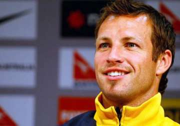 lucas neill to fight to retain socceroos captaincy