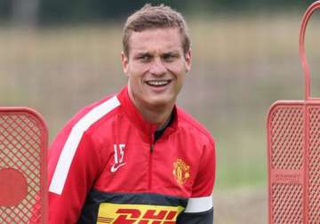 man united captain vidic to leave at end of season