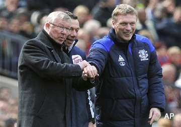 man united hires moyes to replace ferguson