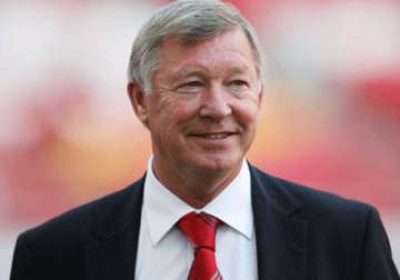 man utd manager alex ferguson decides to retire