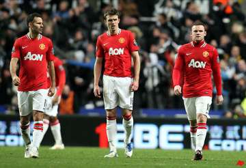 manchester united s title hopes hit by 3 0 loss at newcastle