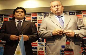 maradona repeats doping charges against federation chief