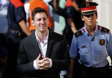 messi answers questions in tax fraud case