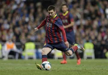 messi hat trick gives barca win at madrid