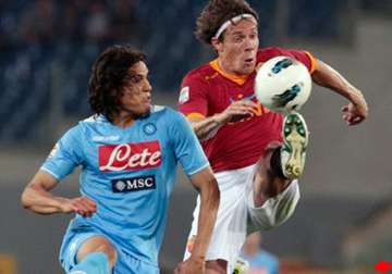 napoli and roma draw 2 2 in serie a