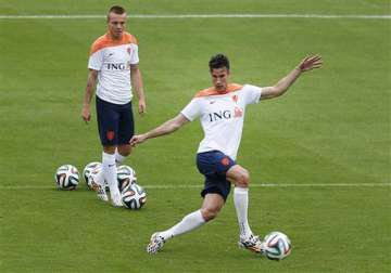 netherlands looking to stymie spain in world cup