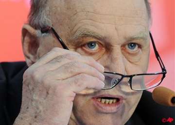 polish fa president to stay on despite euro exit