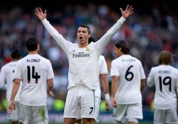 real madrid cruise into copa del rey final