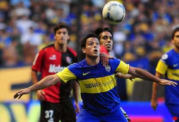 riquelme seals boca win over newell s