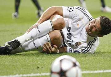 ronaldo s knee cause of worry for real madrid portugal