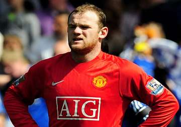 rooney returns from injury as united wins in cup