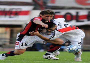 san lorenzo defeat river plate 2 0 in argentinean league