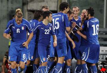 spain italy qualify for euro 2012