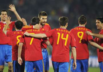spain tops fifa rankings england up to no. 5