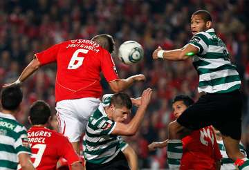 sporting held to 1 1 draw at academica in portugal