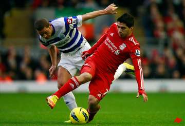 suarez gives liverpool 1 0 win over qpr in league