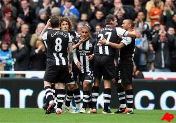 taylor gives unbeaten newcastle win over everton